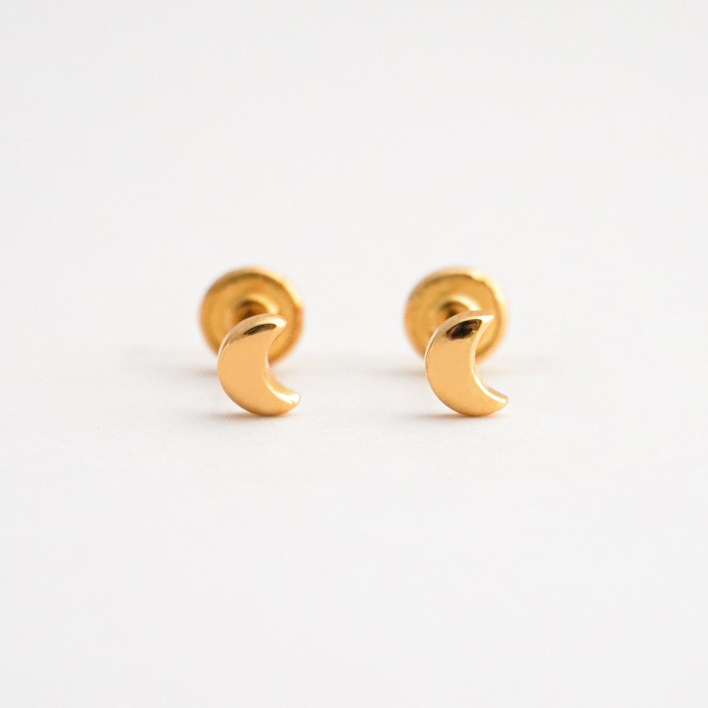 Aretes de Bebé de Luna en Oro 18K