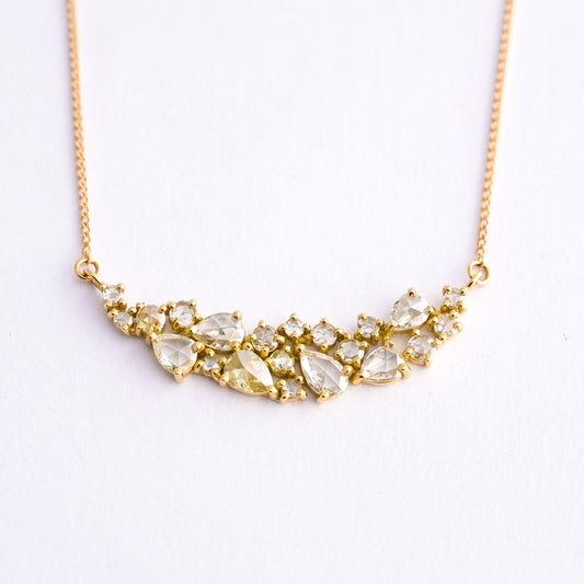 Collar galaxy con diamantes naturales Oro18k