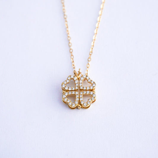Collar corazones trebol con diamantes naturales en Oro18k