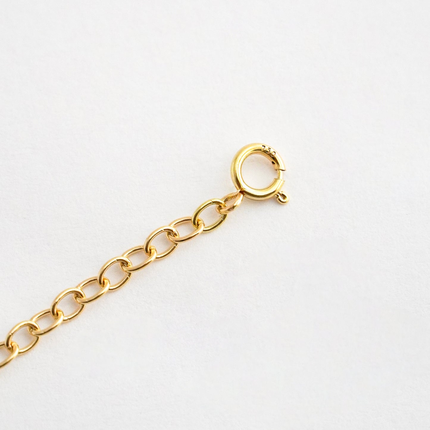 Alargador de 5 cm con broche en Oro 18k
