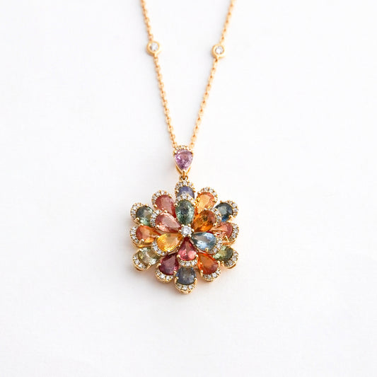 Collar Rainbow Petal con Zafiros Naturales y Diamantes en Oro 18K