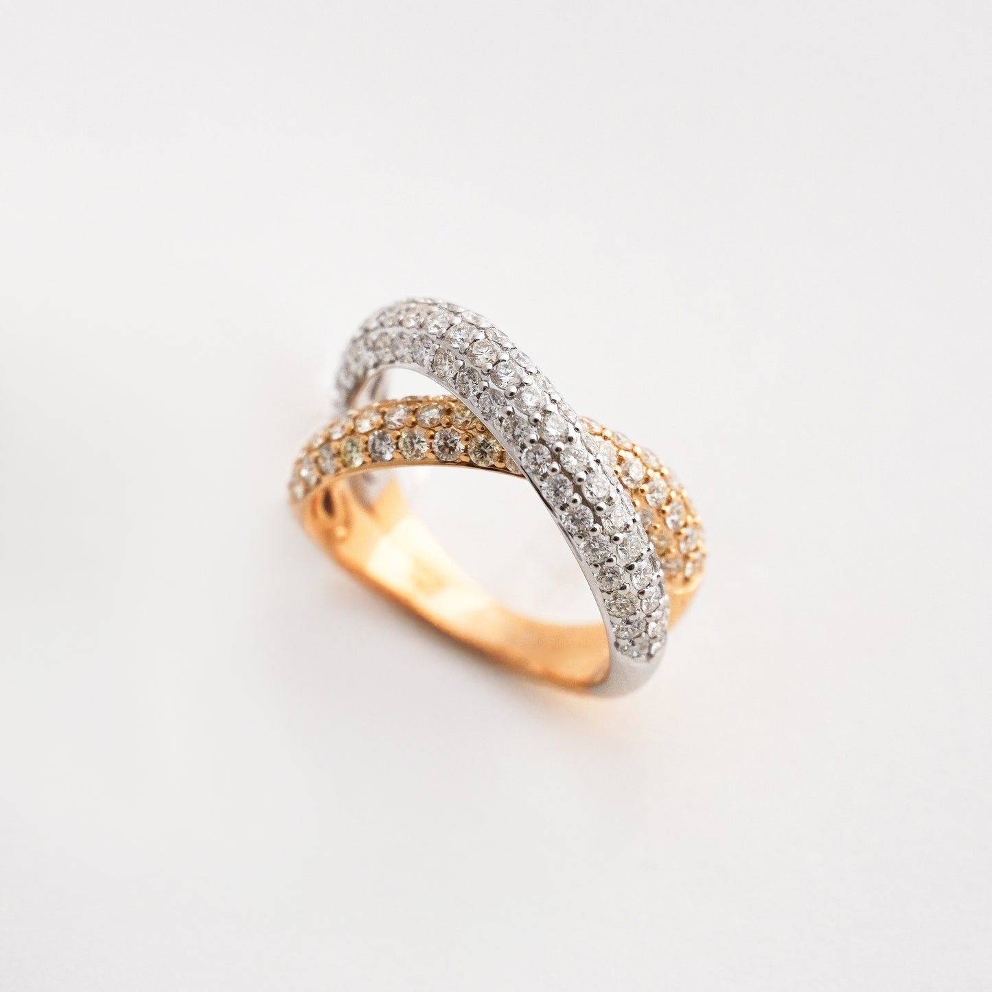 Anillo Cruzado Bicolor en Oro 18K