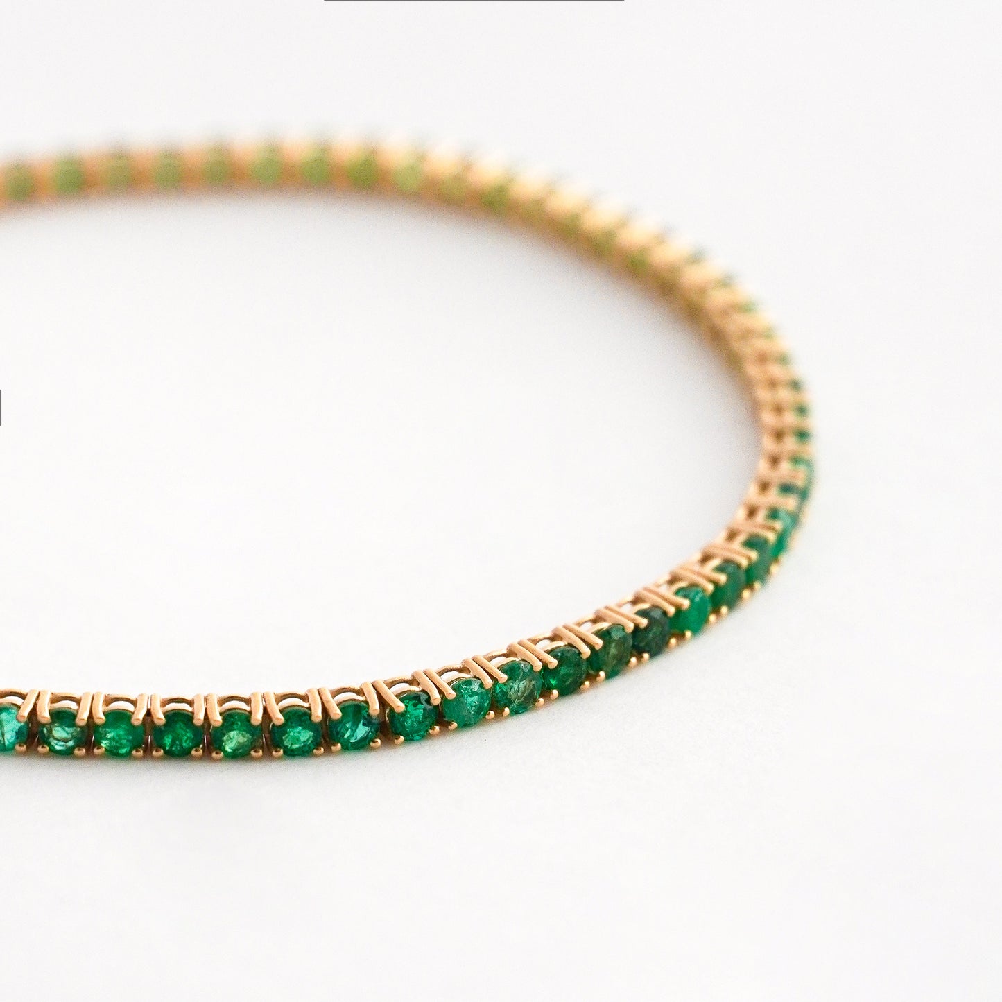 Pulsera Tennis con Esmeraldas Naturales 3.58 cts en Oro 18K