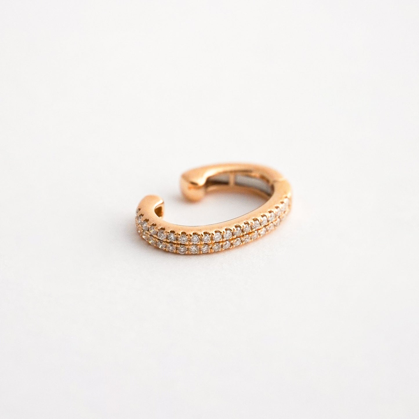 Ear Cuff con Diamantes Naturales 2R en Oro 18k