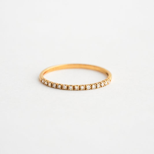Cintillo con Diamantes 0.11 cts en Oro 18K