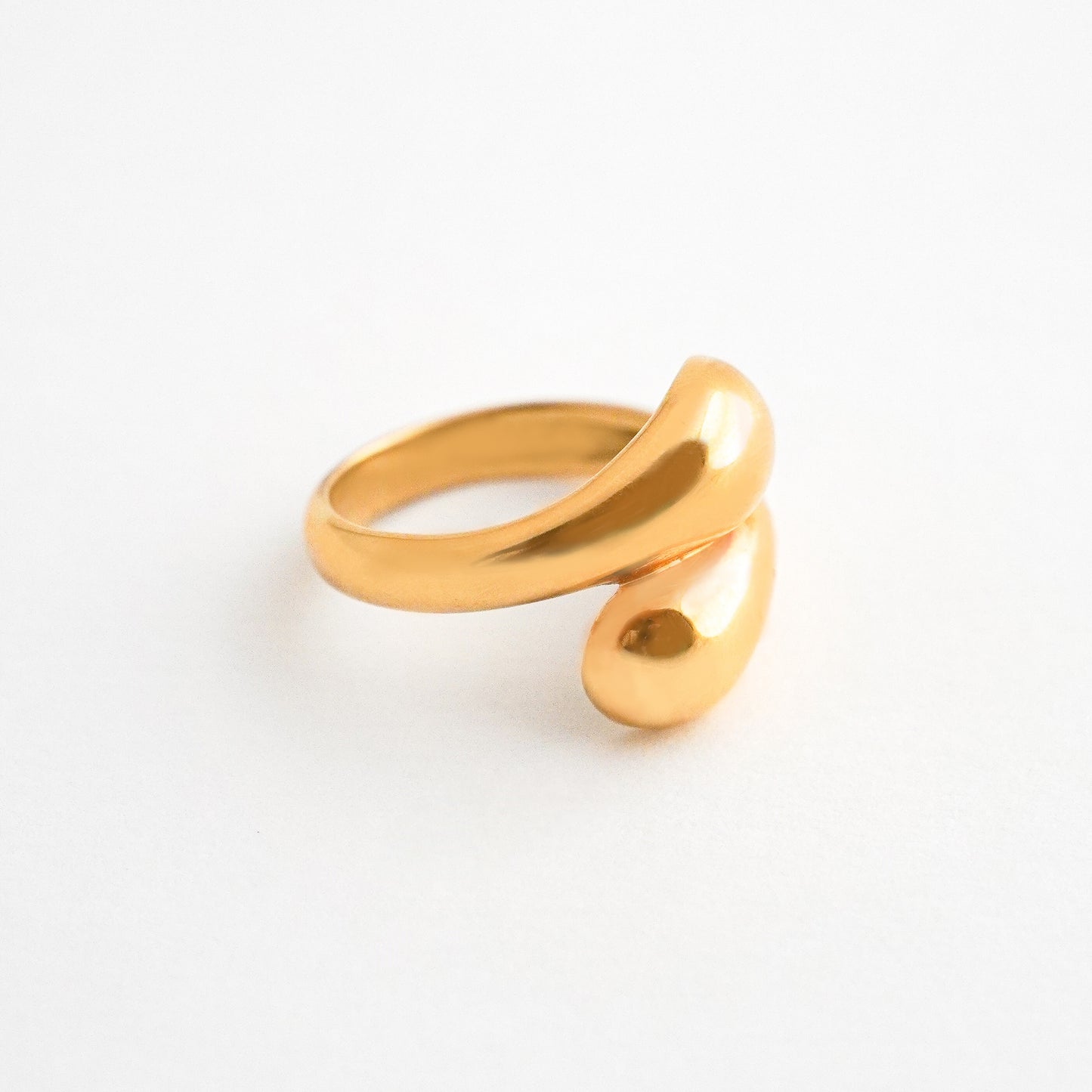 Anillo Gota en Oro 18K