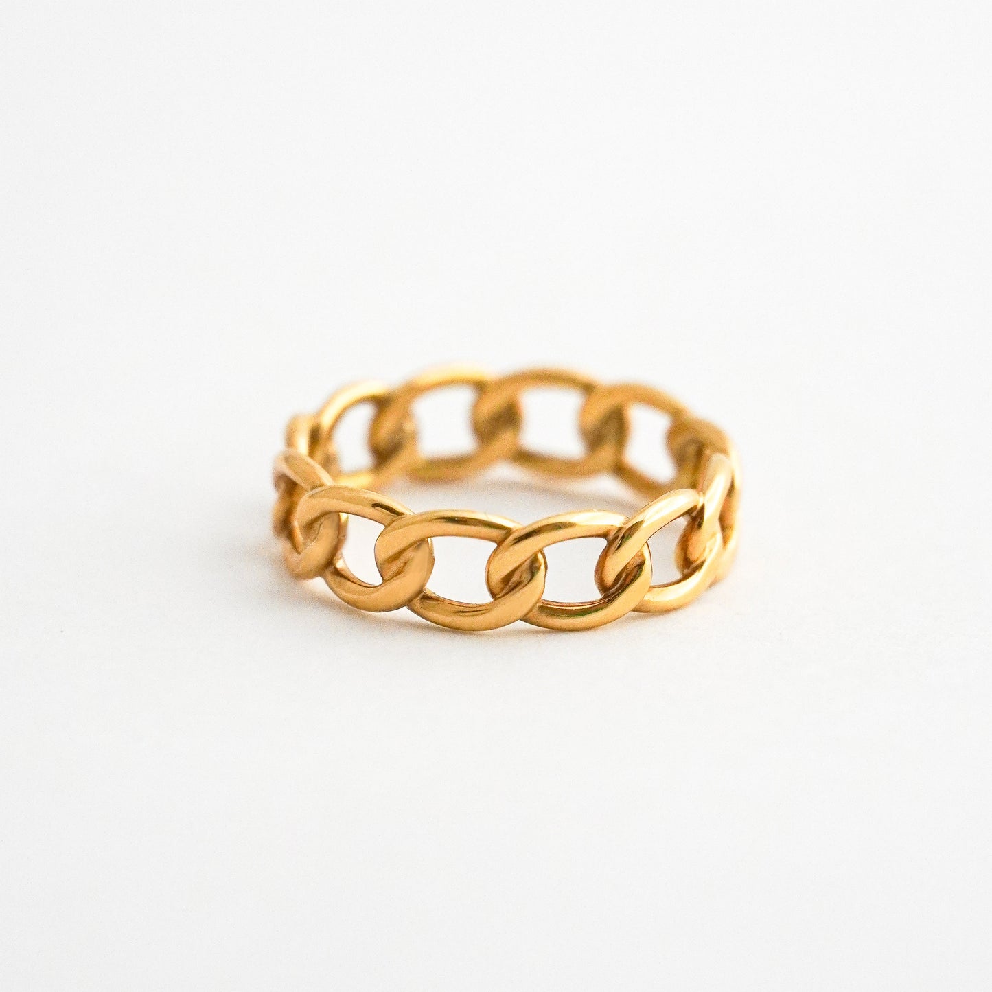 Anillo Lomo de Corvina Ancho en Oro 18K