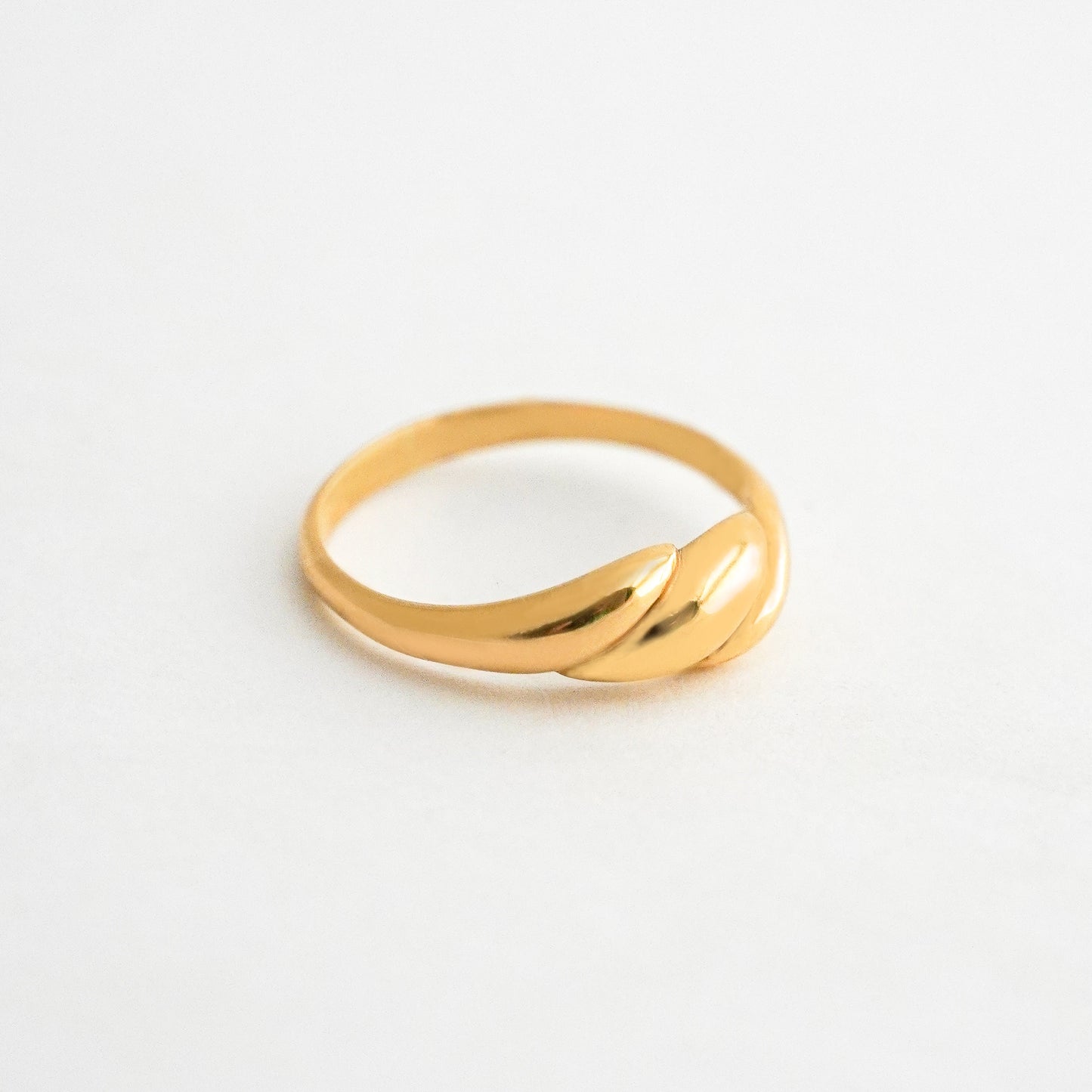 Anillo Small Croissant en Oro 18K