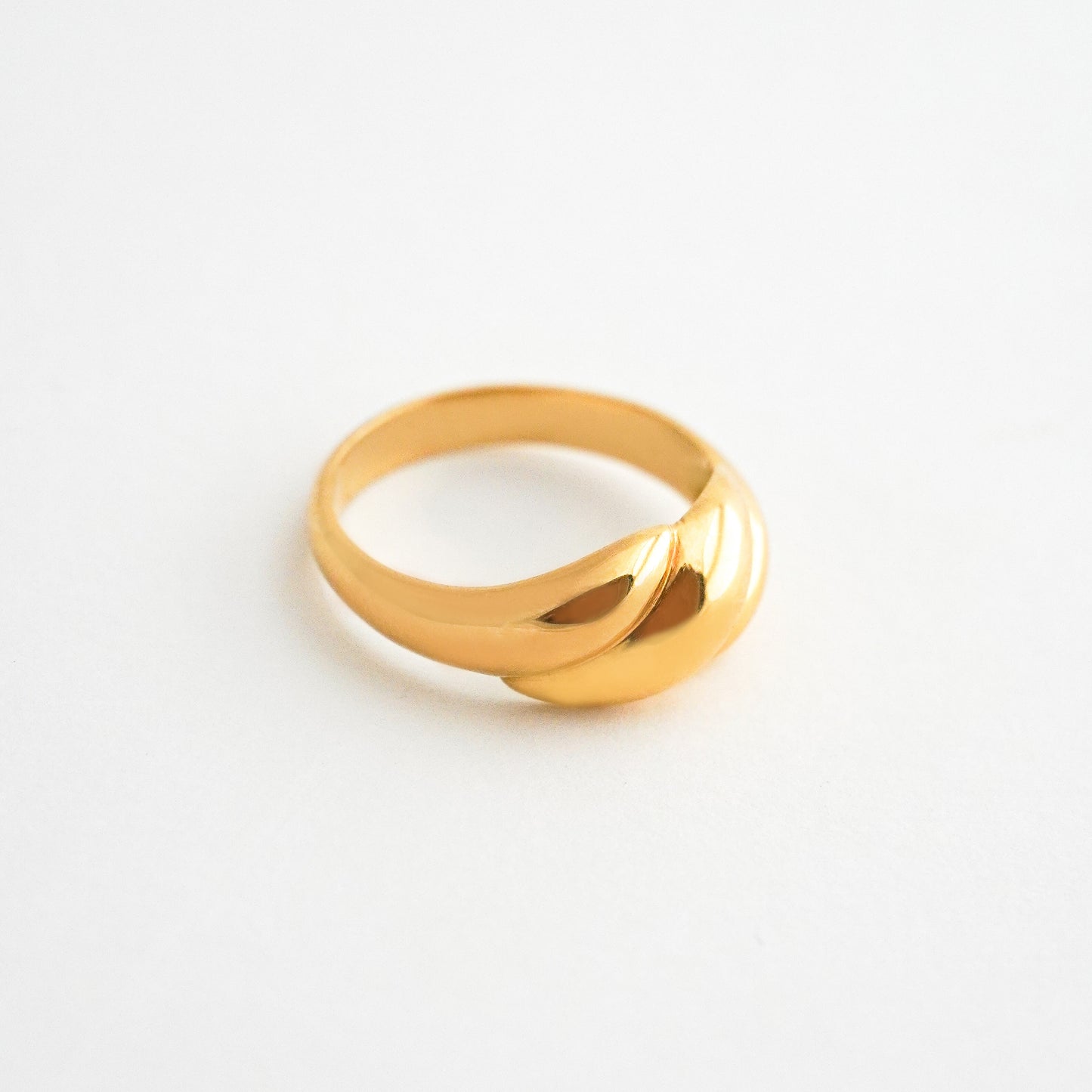 Anillo Big Croissant en Oro 18K