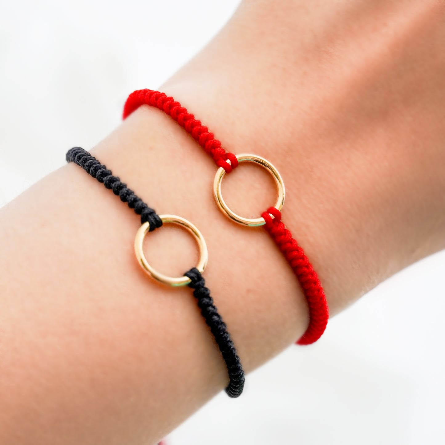 Pulsera Tejida Hilo Eternity Oro 18k