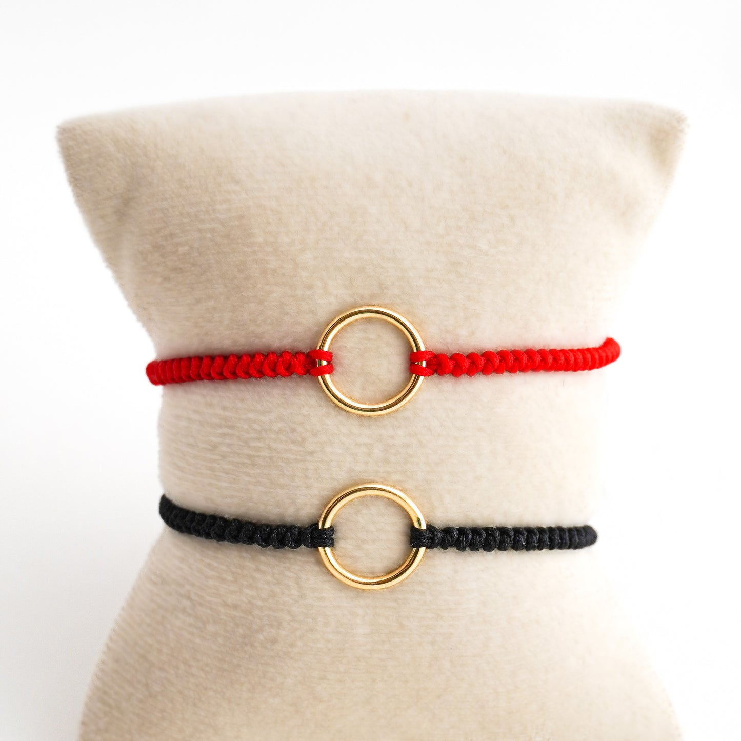 Pulsera Tejida Hilo Eternity Oro 18k