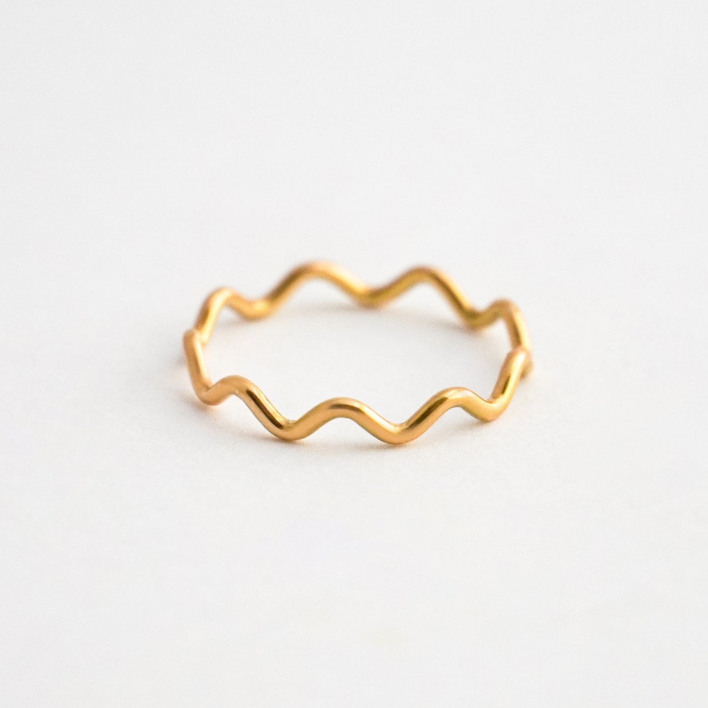 Anillo Onda en Oro 18K
