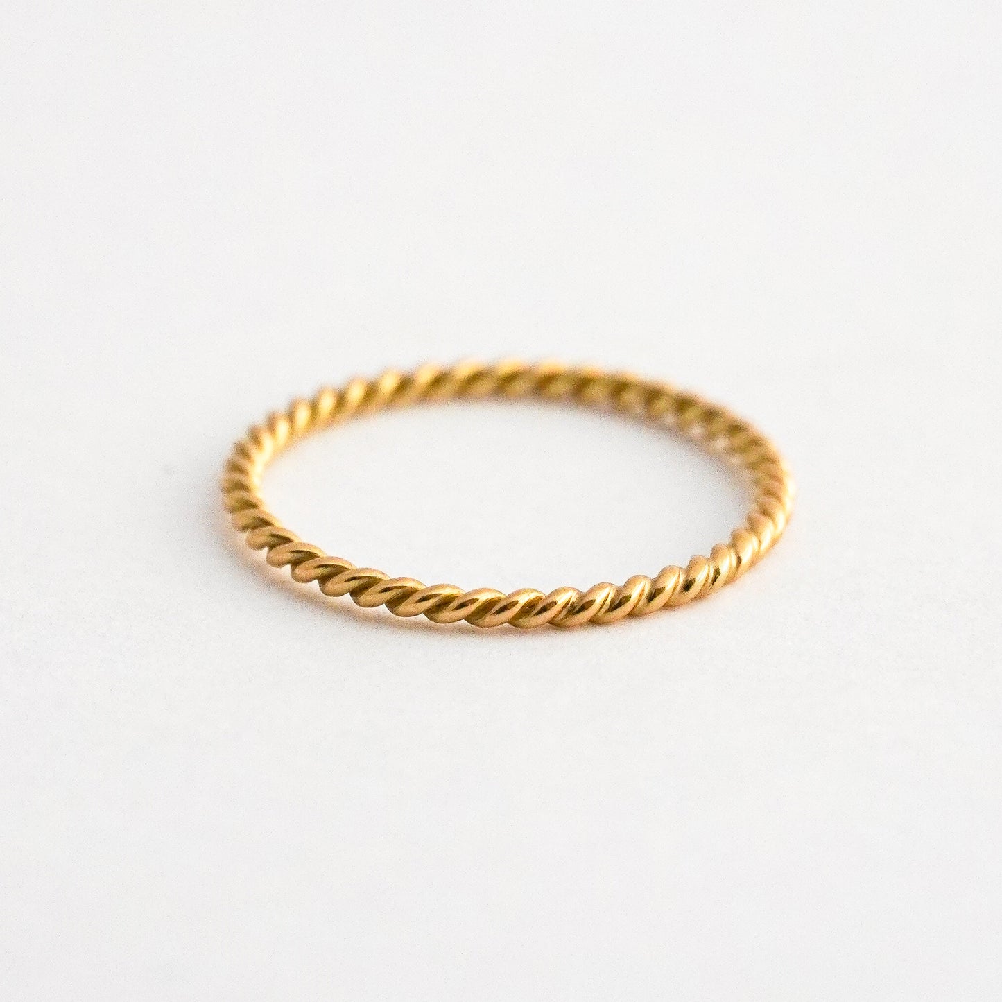 Anillo Ribe en Oro 18K