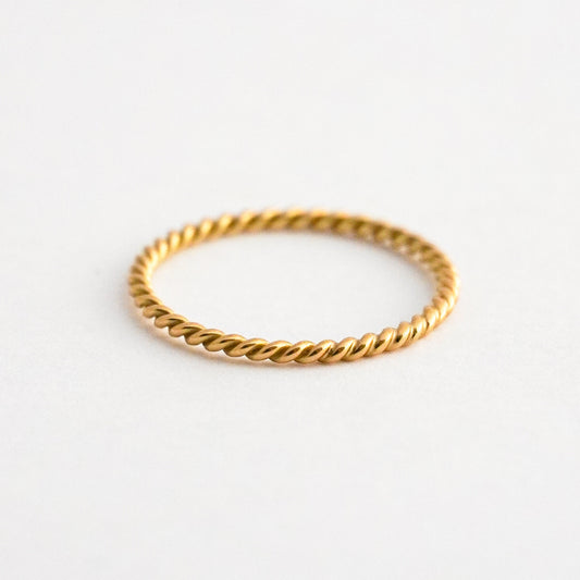 Anillo Ribe en Oro 18K
