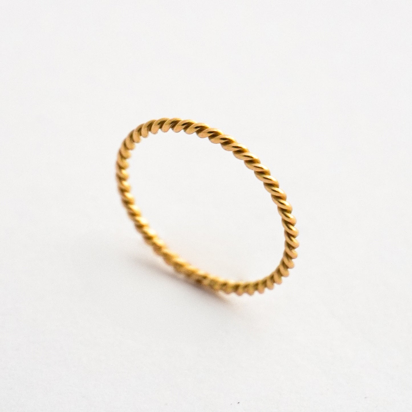 Anillo Ribe en Oro 18K
