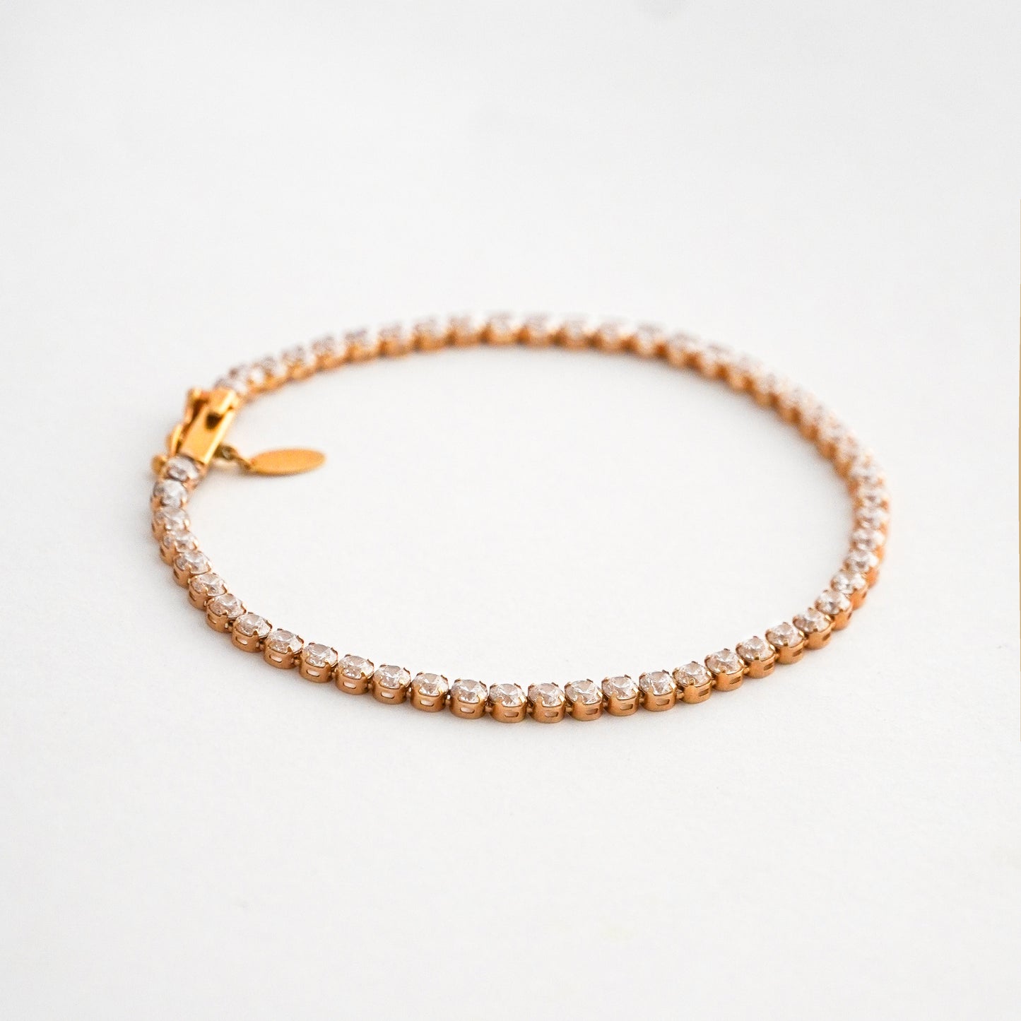 Pulsera tenis gruesa circones oro 18k