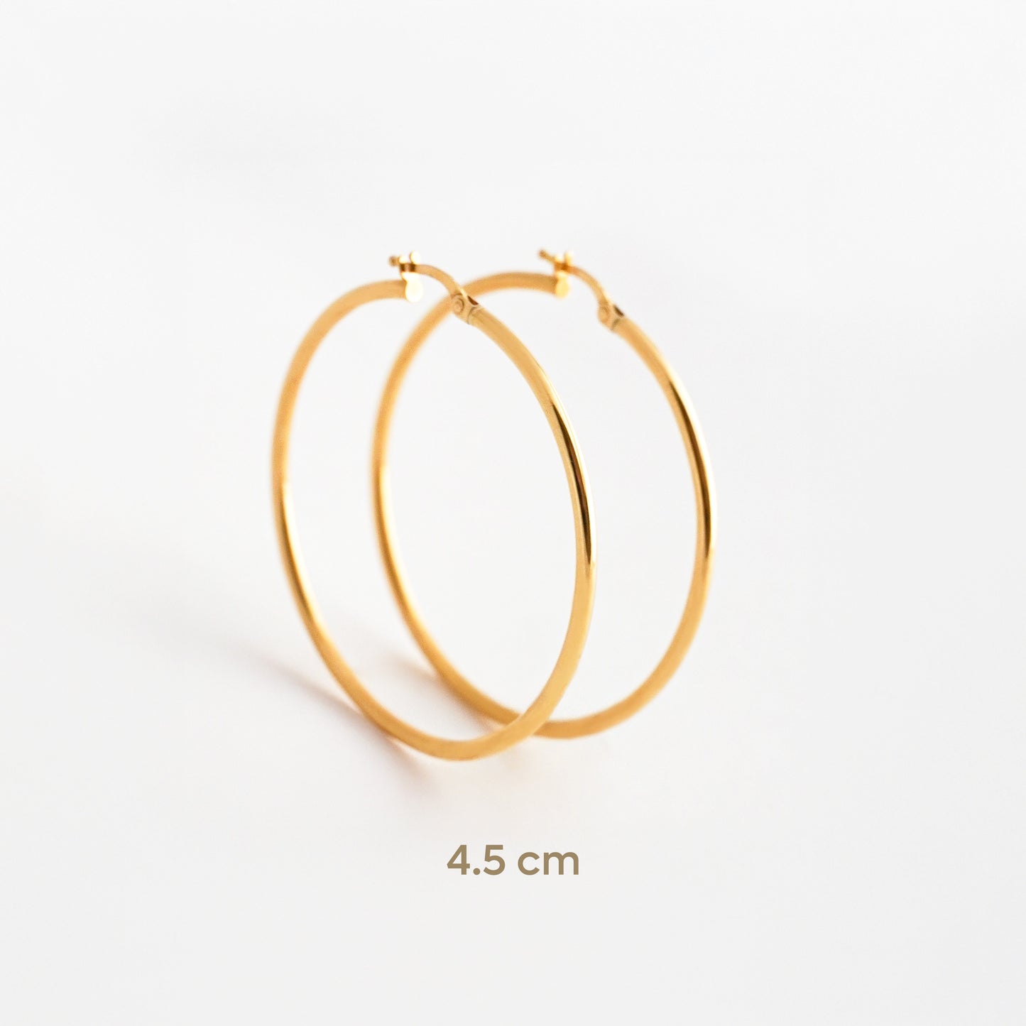Argollas Tubo de 2 mm en Oro 18K