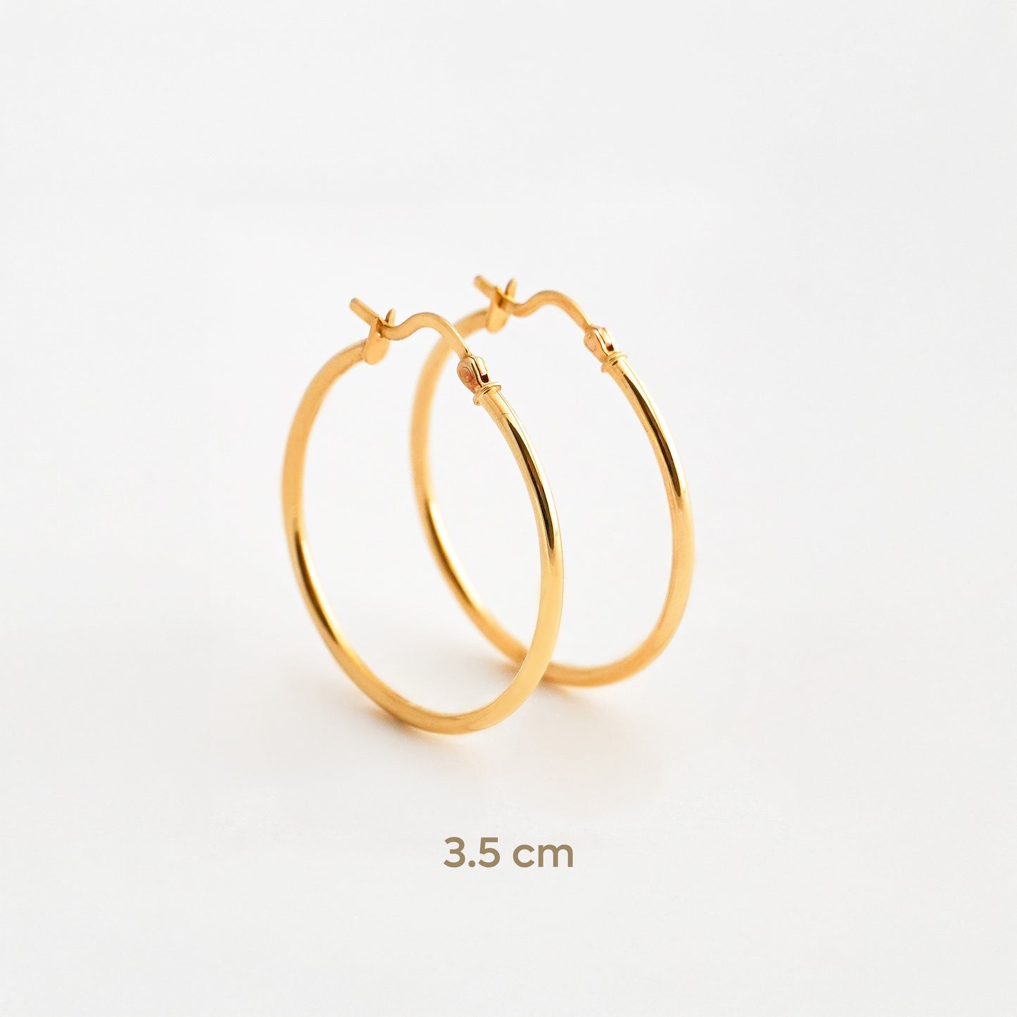 Argollas Tubo de 2 mm en Oro 18K