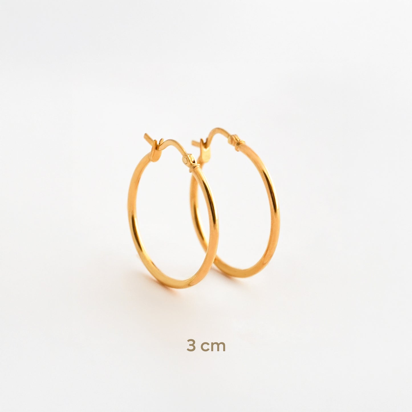 Argollas Tubo de 2 mm en Oro 18K