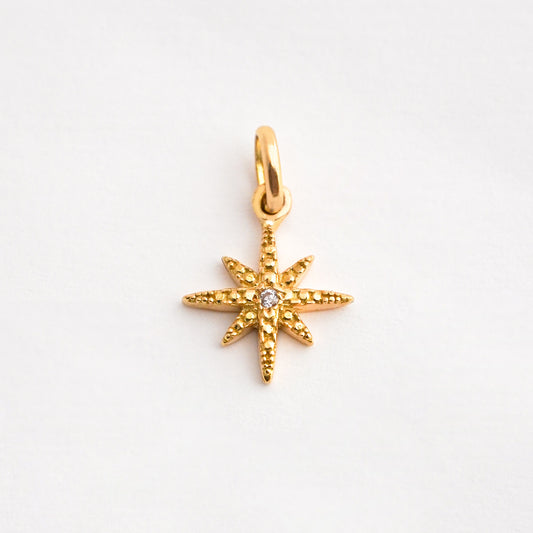 Dije Estrella Fugaz Oro 18K