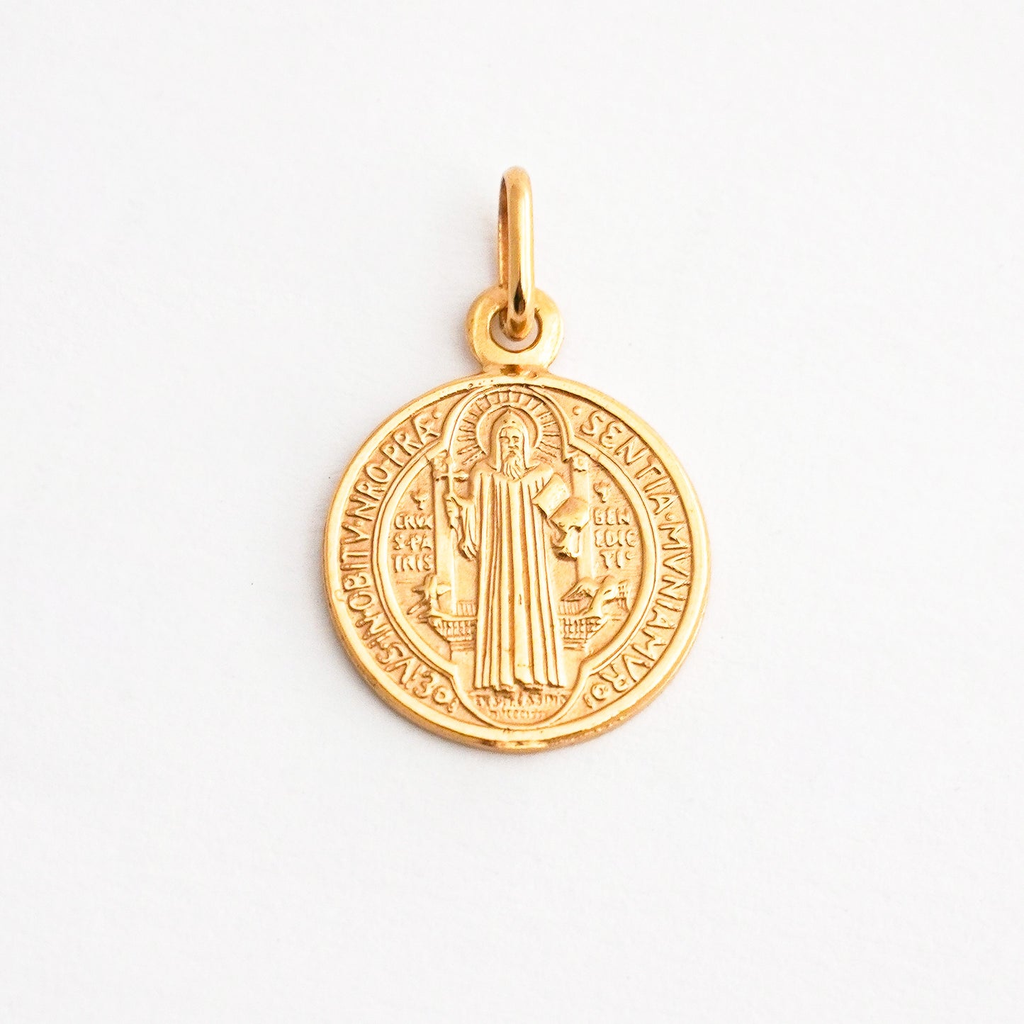 Dije San Benito Oro 18K
