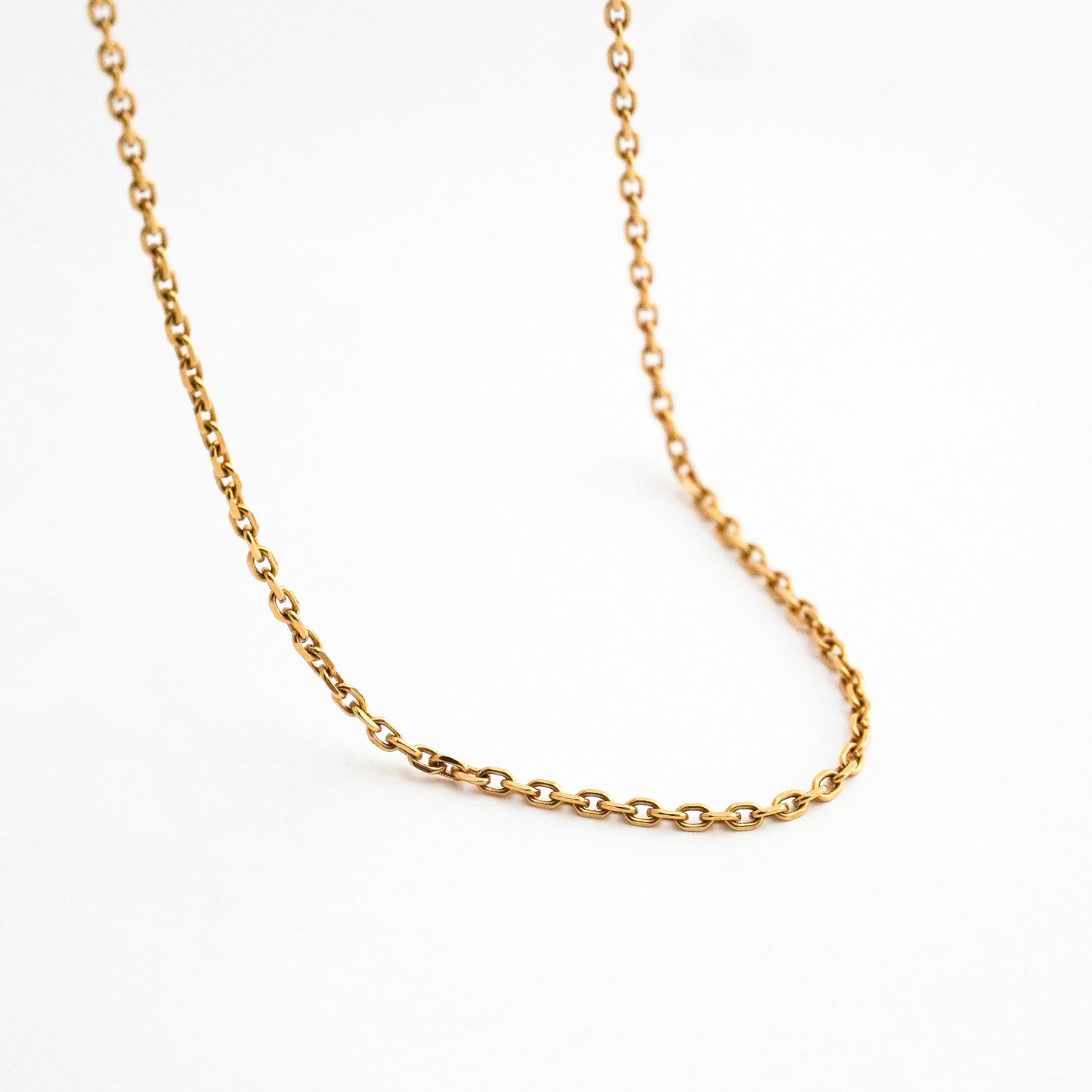 Cadena Prisma Delgada 2.1 mm Oro18K Hombre