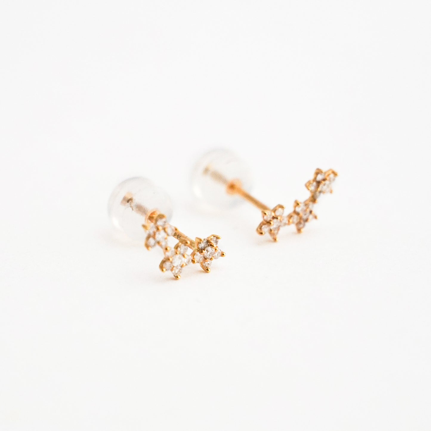 Aretes Climber Floral con Diamantes Naturales en Oro 18K