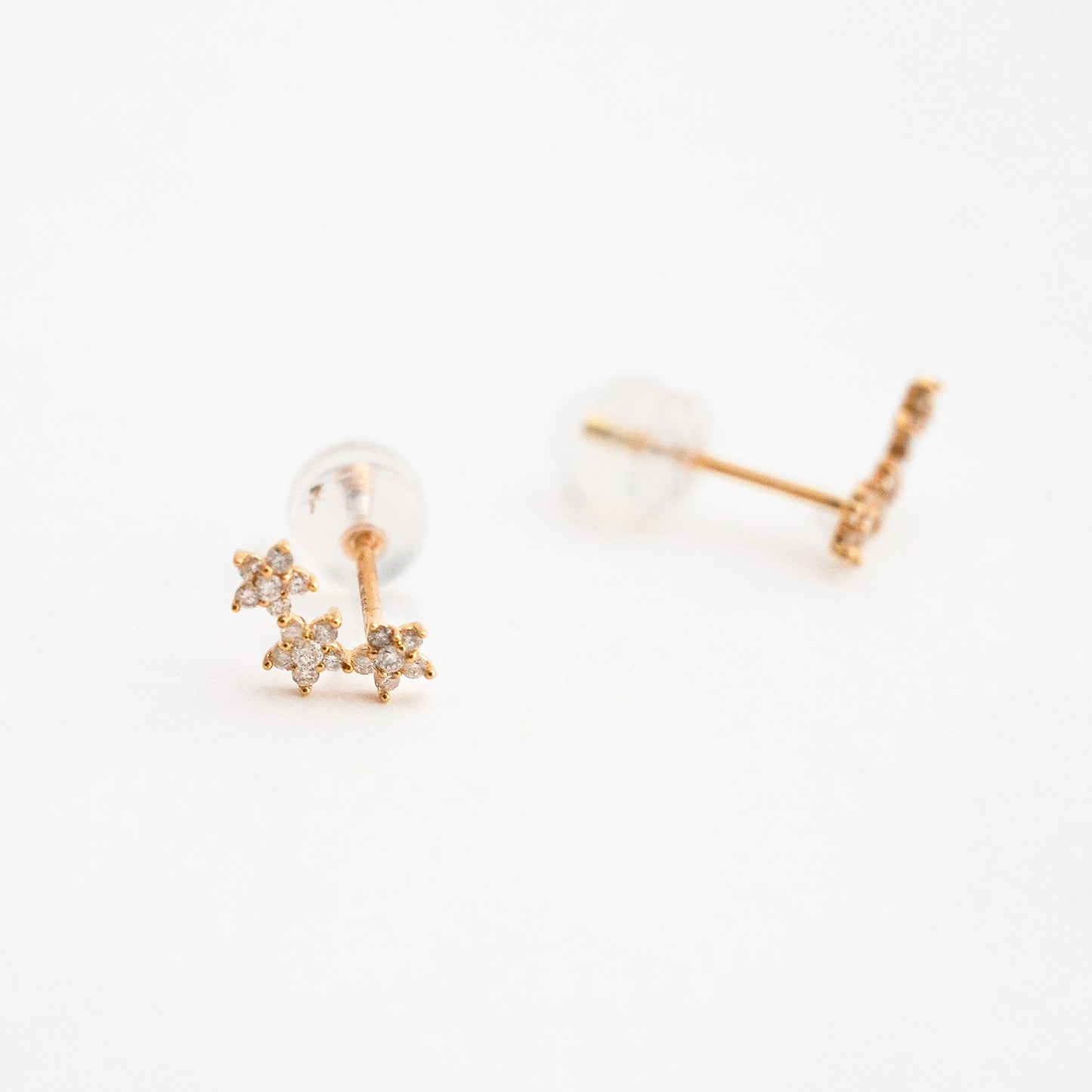 Aretes Climber Floral con Diamantes Naturales en Oro 18K