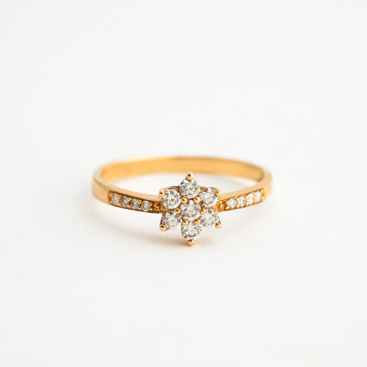 Anillo Roseta Riviere con Diamantes 0.30 cts en Oro 18K