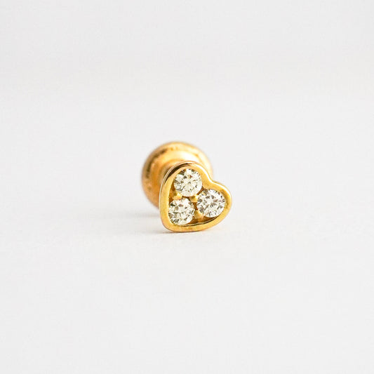 1/2 par arete stud corazón con diamantes en oro 18k