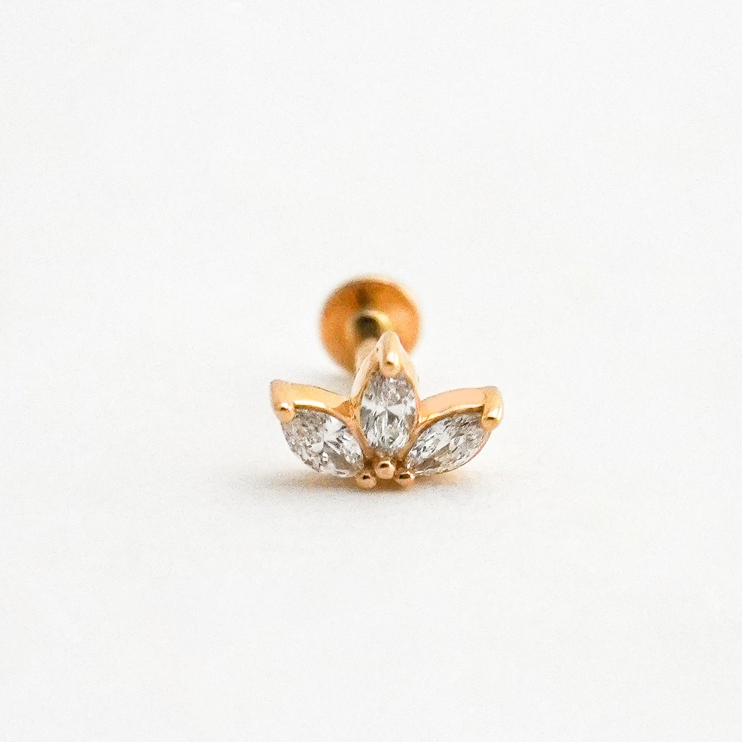 Piercing Triple Pétalo en Oro 18K