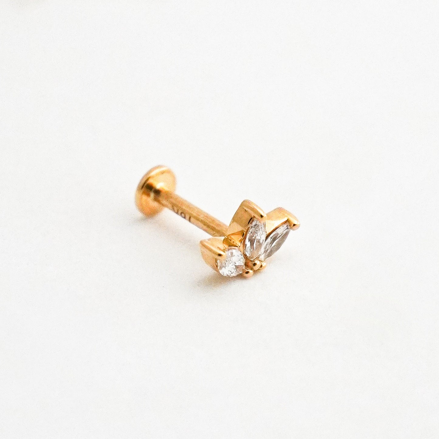 Piercing Triple Pétalo en Oro 18K