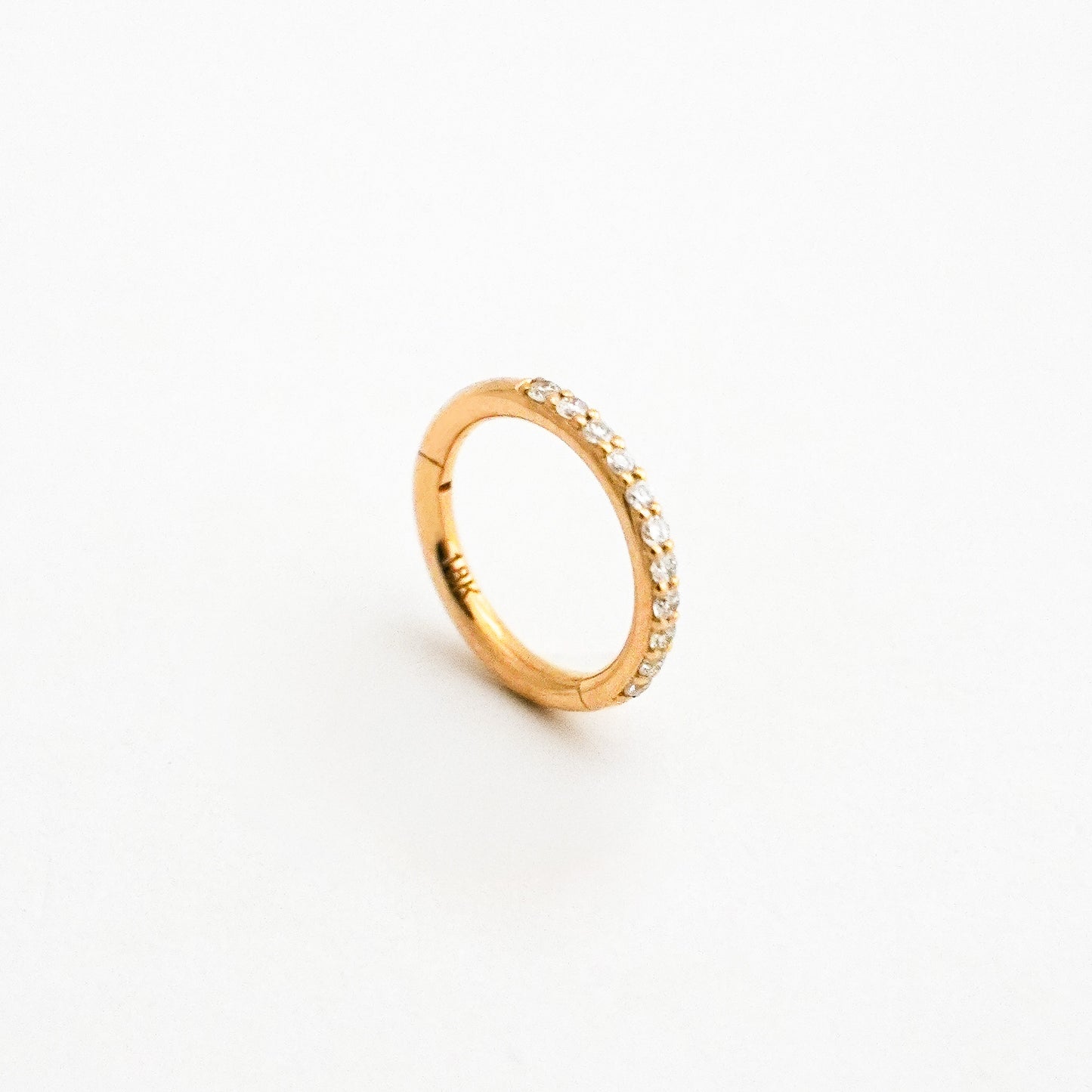 Clicker en Oro18k con diamantes naturales 8 mm  - Piercing