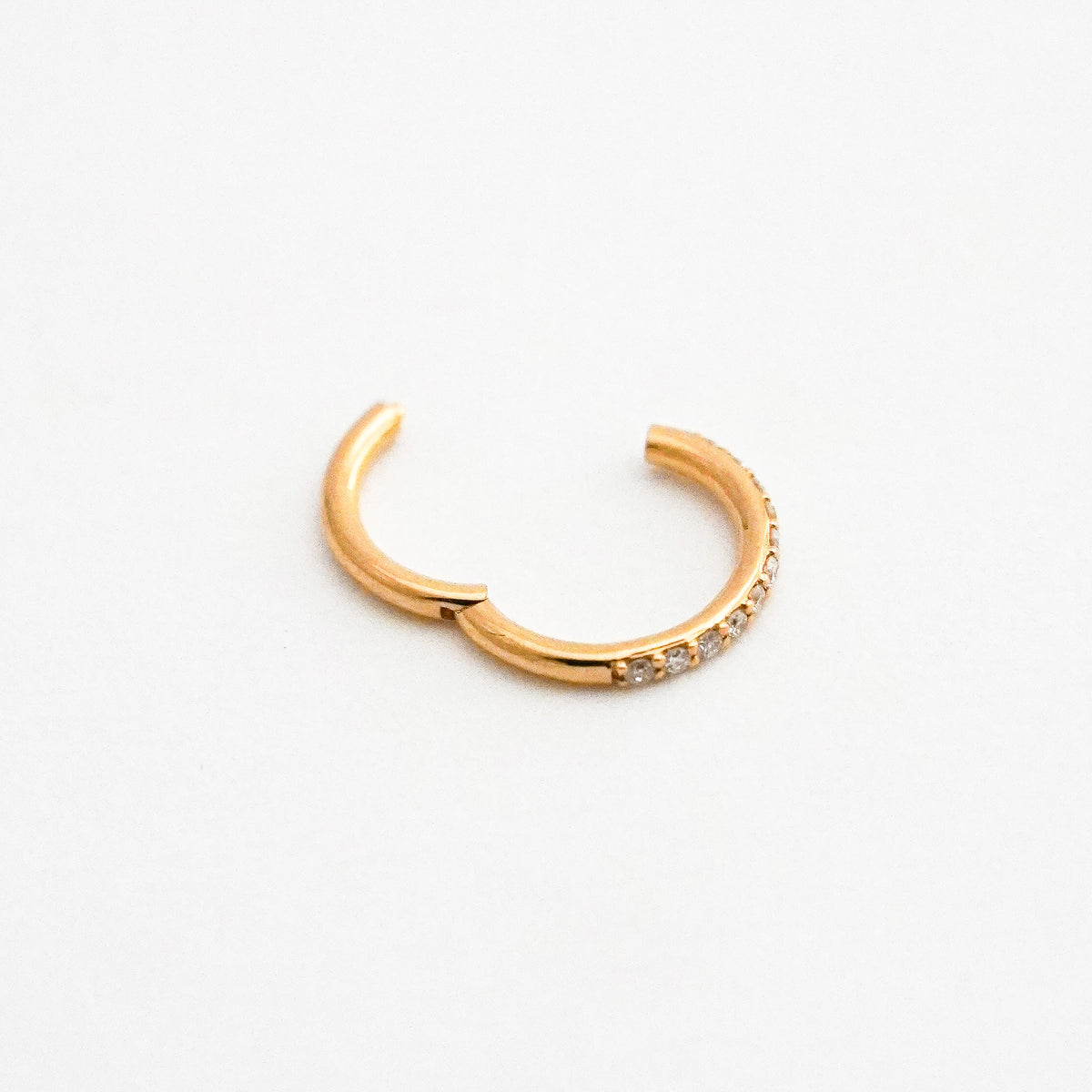 Clicker en Oro18k con diamantes naturales 8 mm  - Piercing