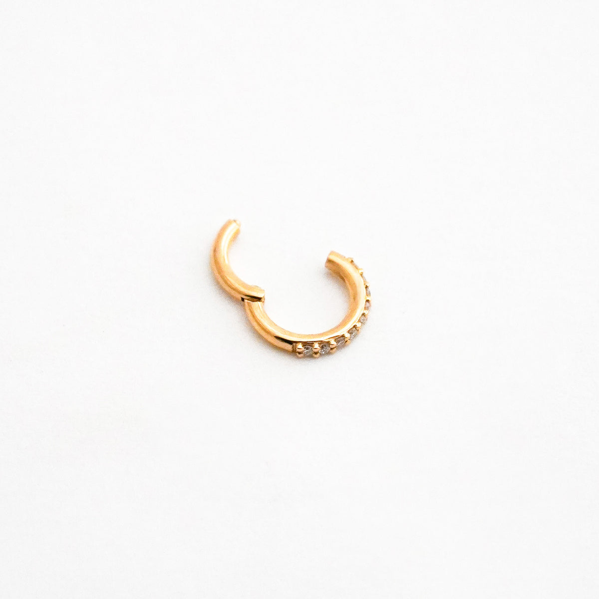 Clicker en Oro18k con diamantes naturales 6 mm  - Piercing
