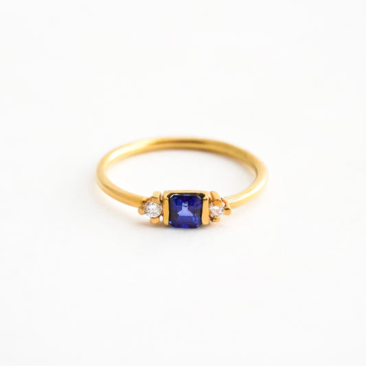 Anillo Tressa con Zafiro y diamantes Oro 18k