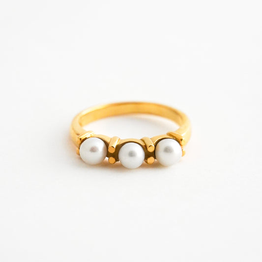 Anillo Trivier con Perlas Cultivadas en Oro 18K