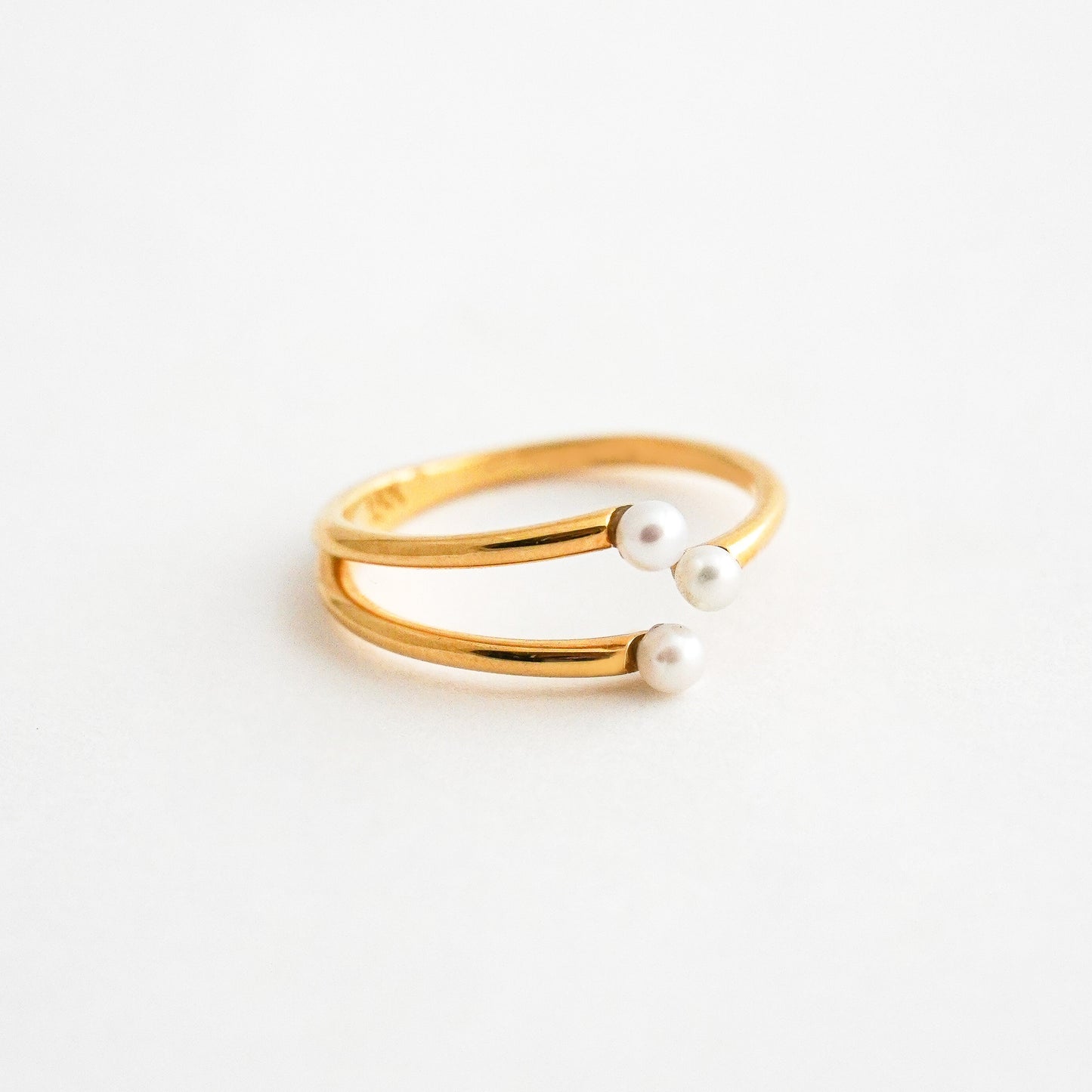 Anillo Vidar con Perlas Cultivadas en Oro 18K
