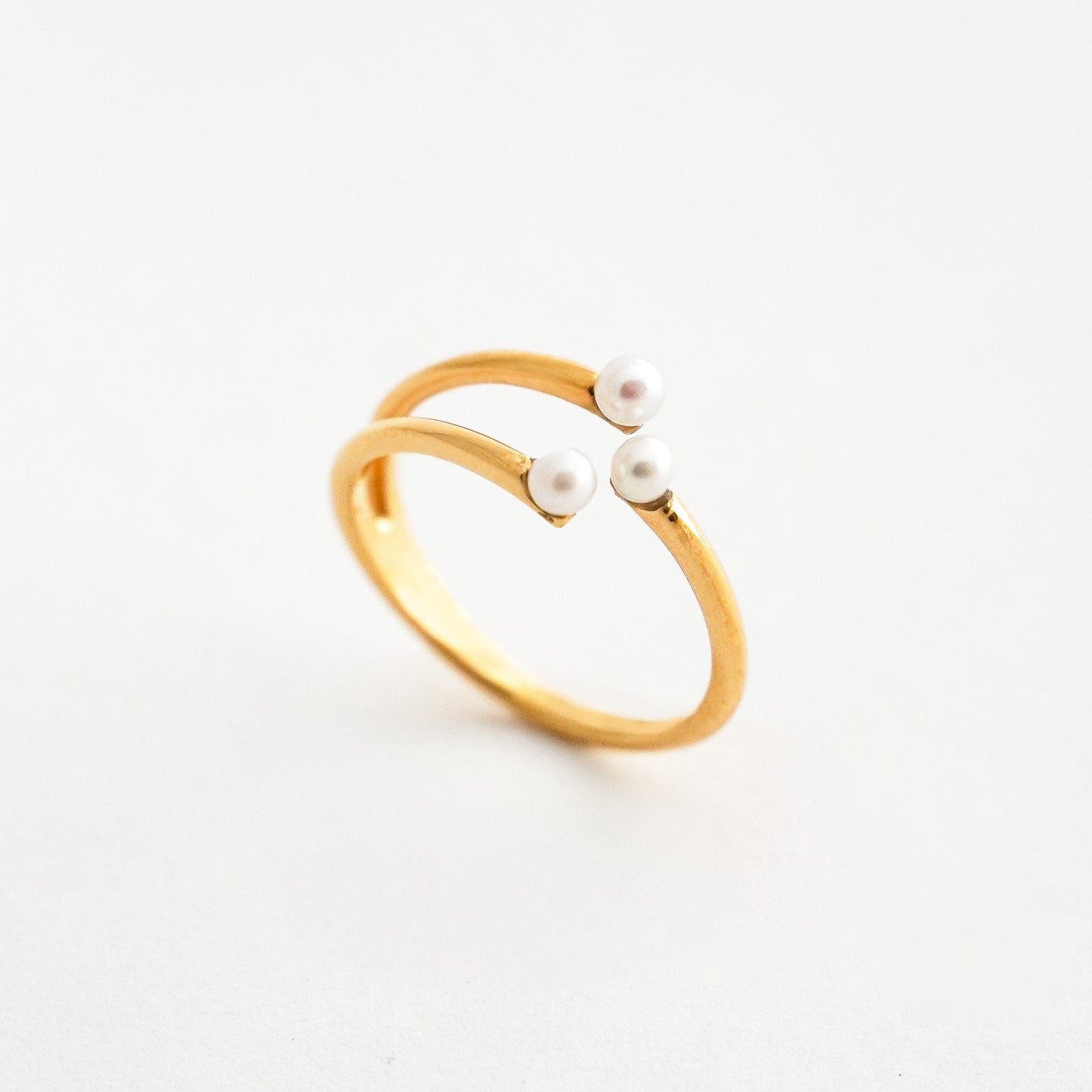 Anillo Vidar con Perlas Cultivadas en Oro 18K