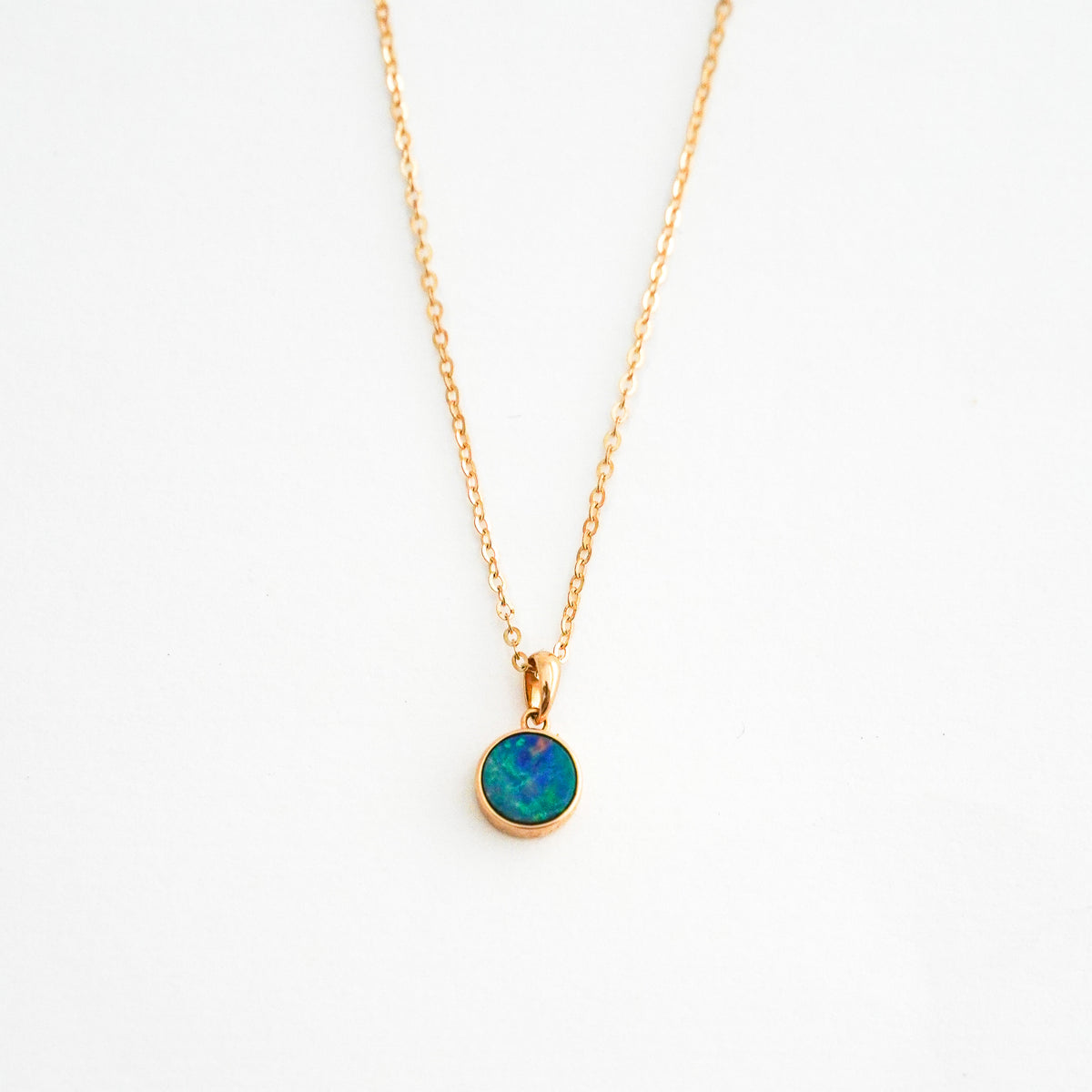 Collar de Ópalo Australiano en Oro 18K