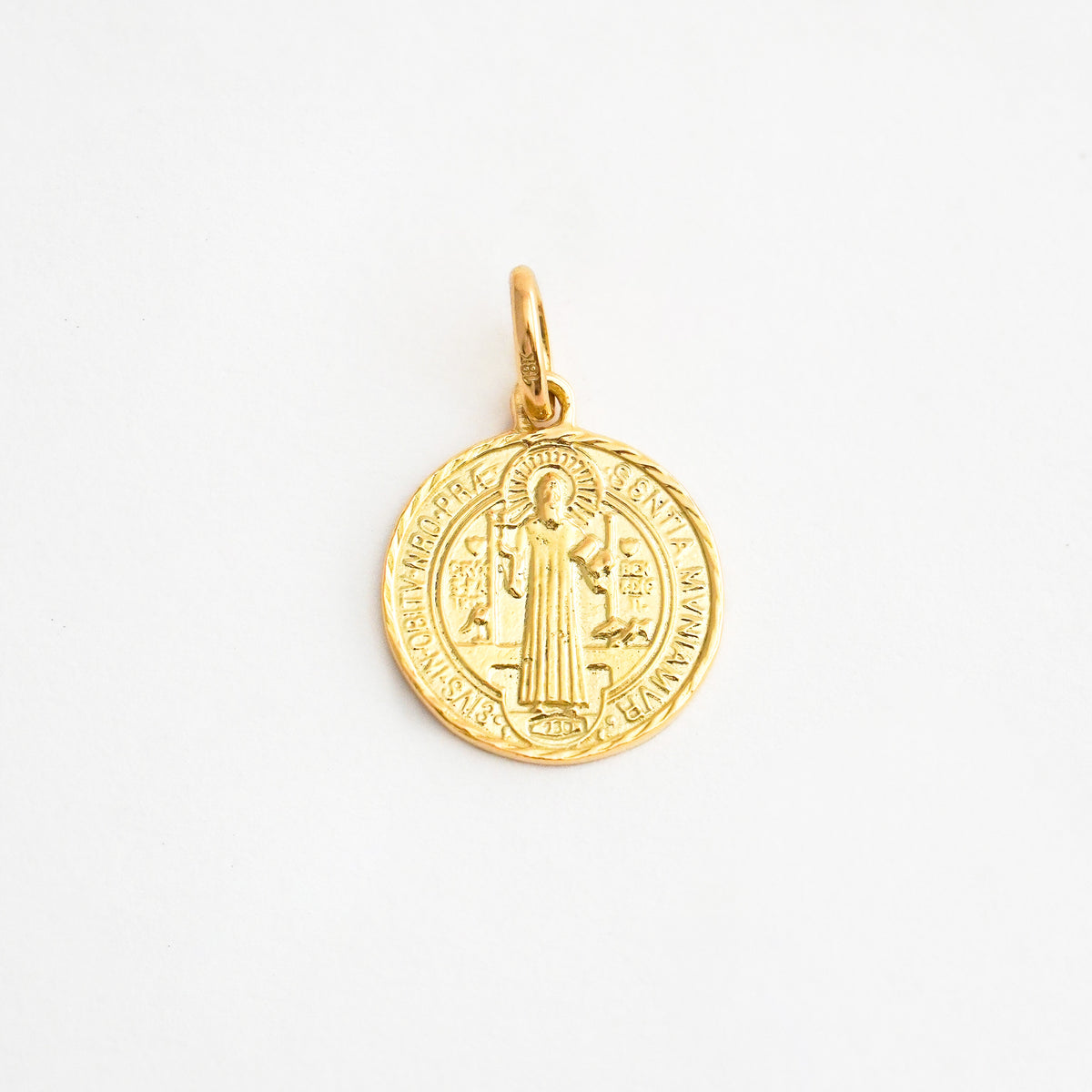 Medalla San Benito Resplandor en Oro 18K
