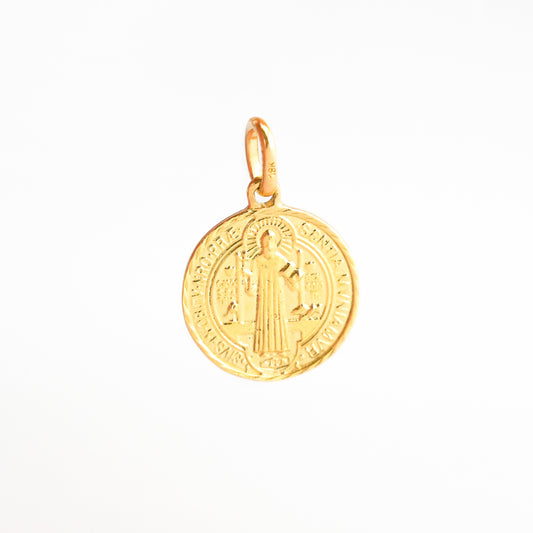 Medalla San Benito Resplandor en Oro 18K