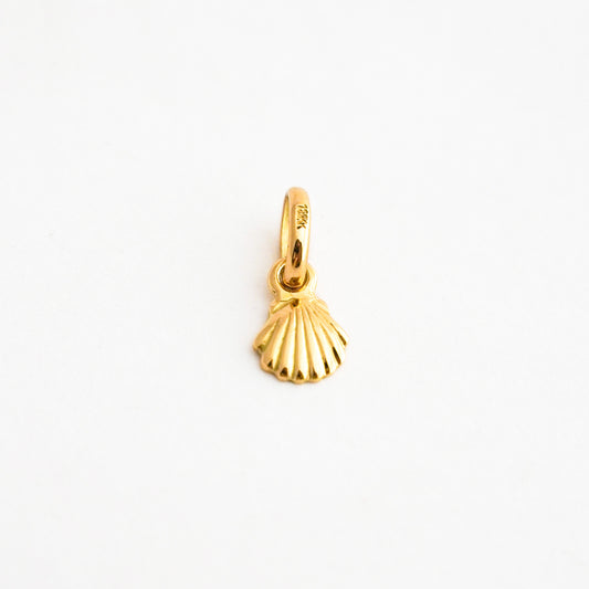 Dije Conchita Mini en Oro 18K