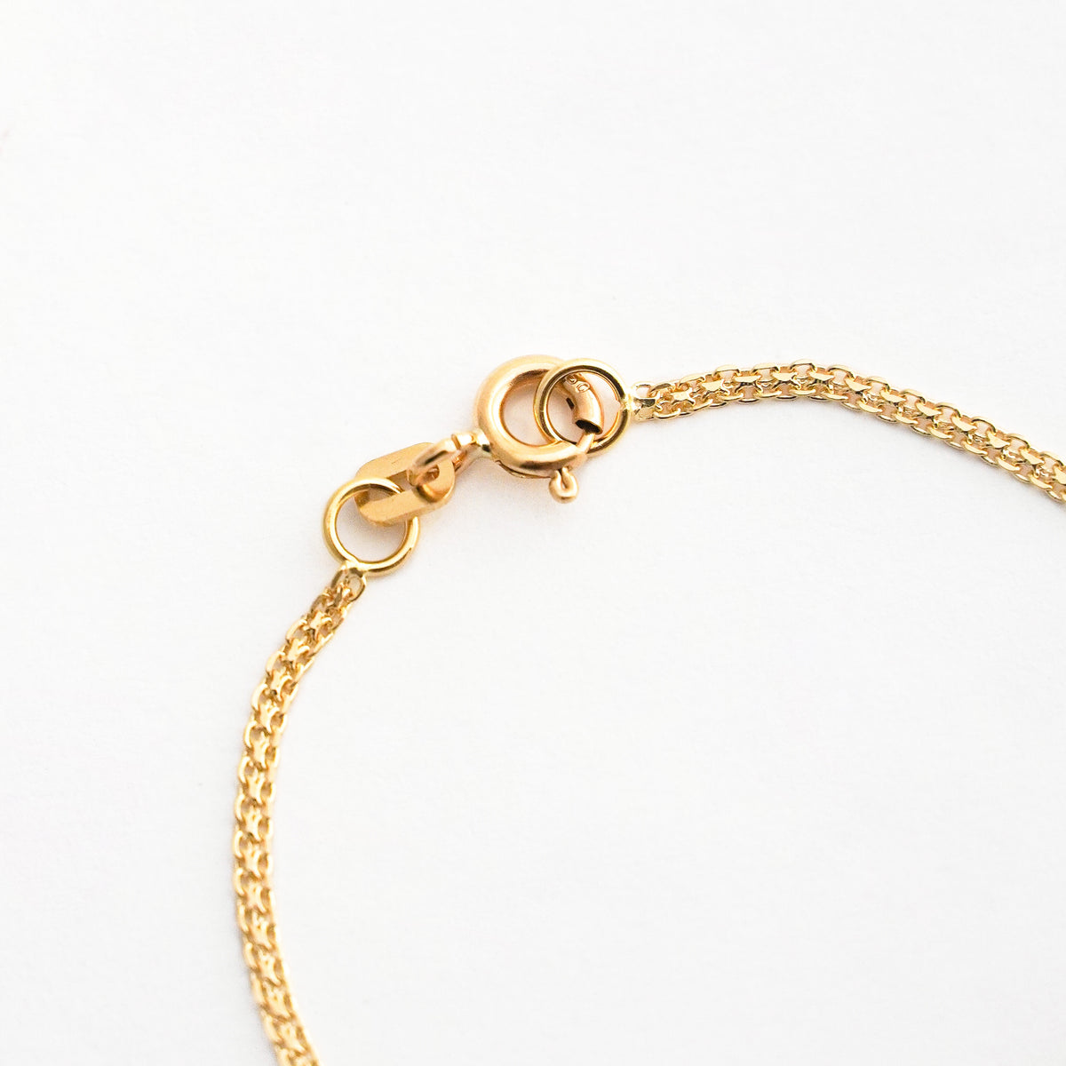 Pulsera Esclava Infantil con Placa Rectangular en Oro 18K