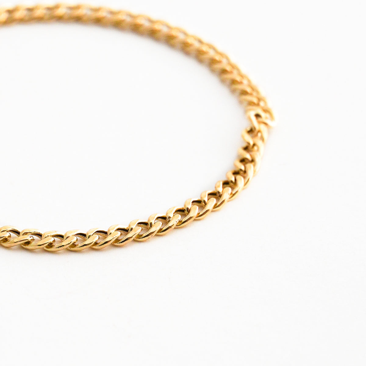 Pulsera Lomo de Corvina Flat 3.8 mm en Oro 18K