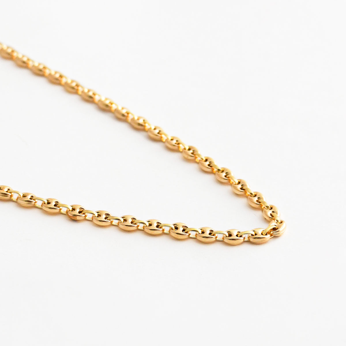 Cadena Milano Bold 4.5 mm en Oro 18K