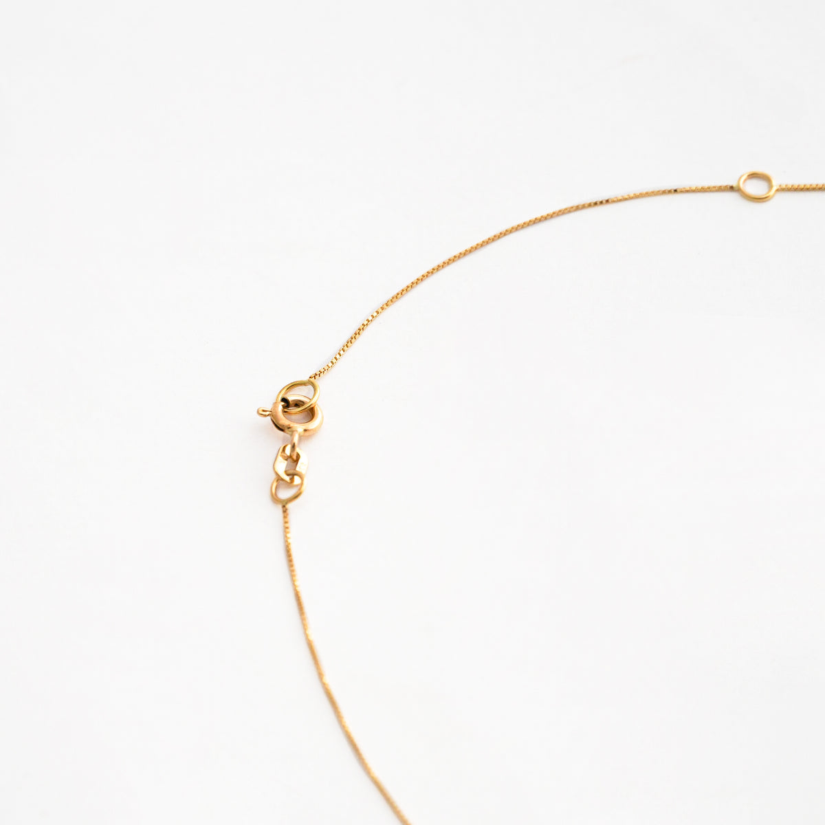 Collar Punto de Luz Regulable con Circonia en Oro 18K