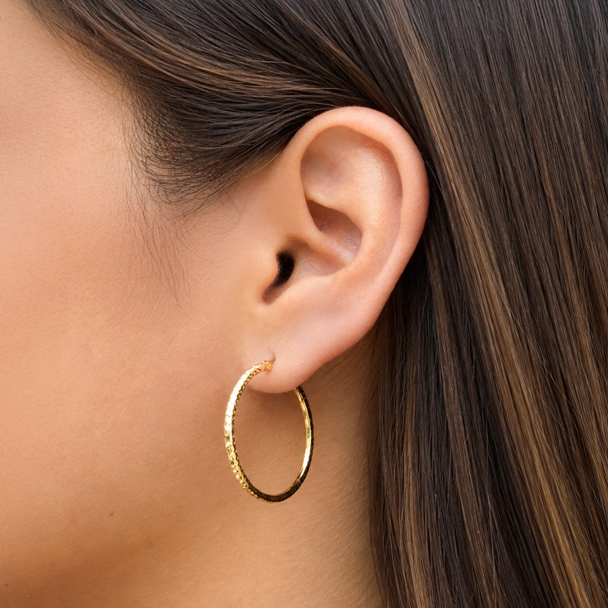 Argollas Tubulares Fine Brillantes en Oro 18K