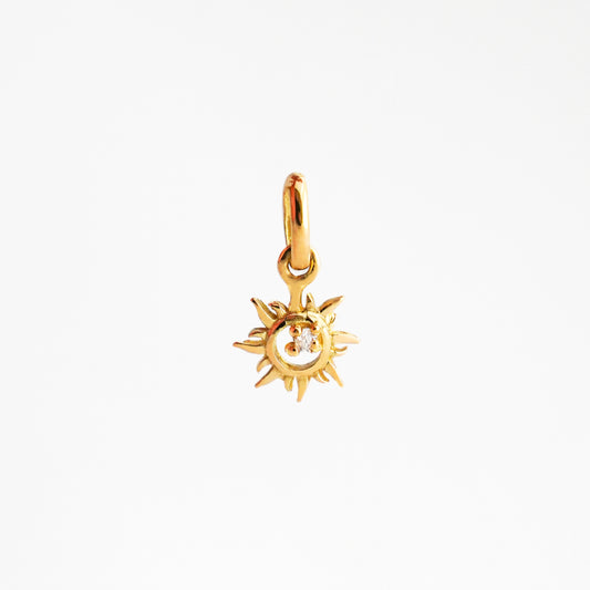 Dije Sol Natal en Oro 18K