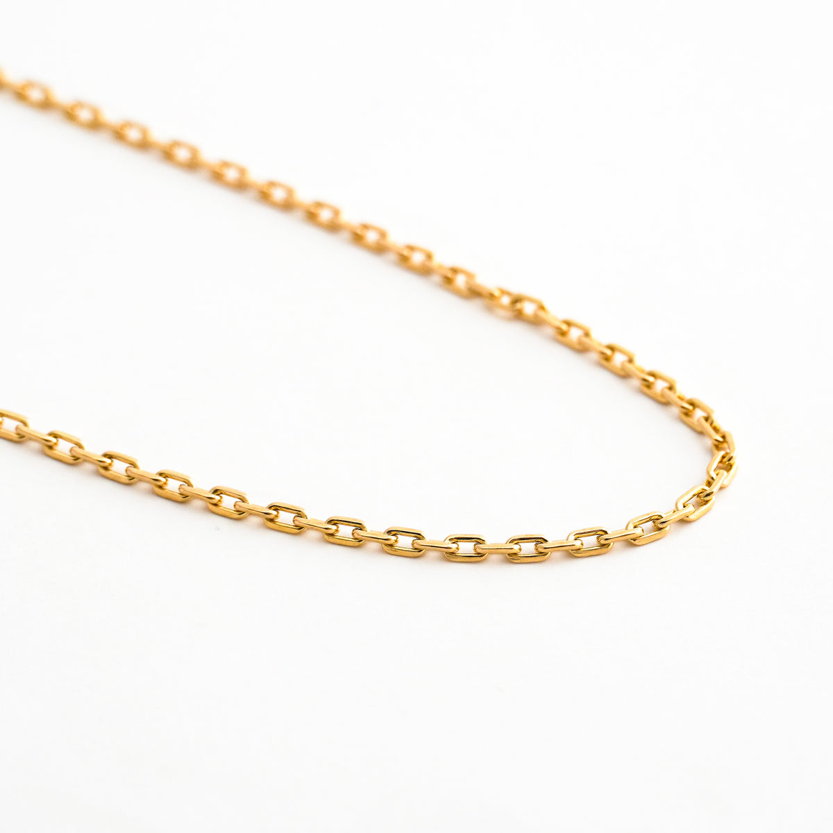Cadena Prisma para Hombre de 2.5 mm en Oro 18K